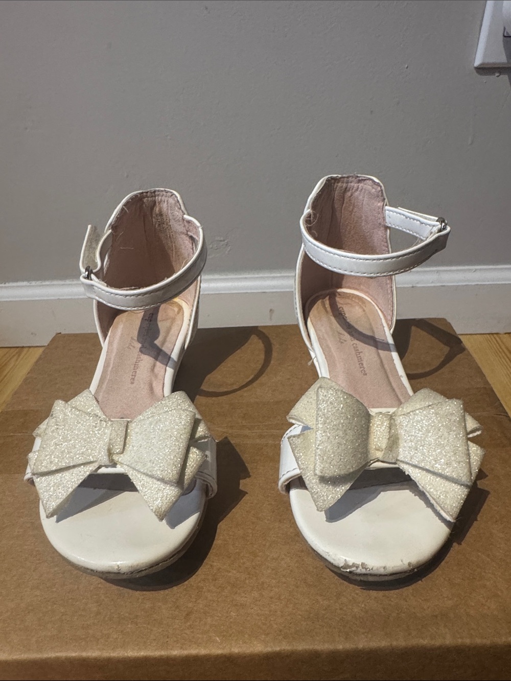 cupcakes & cashmere White Girls Sandals with Glitter Bow Accent